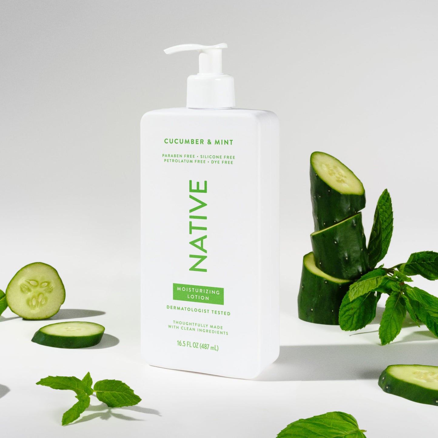 Body Lotion Cucumber and Mint Classic 16.5oz Daily Care