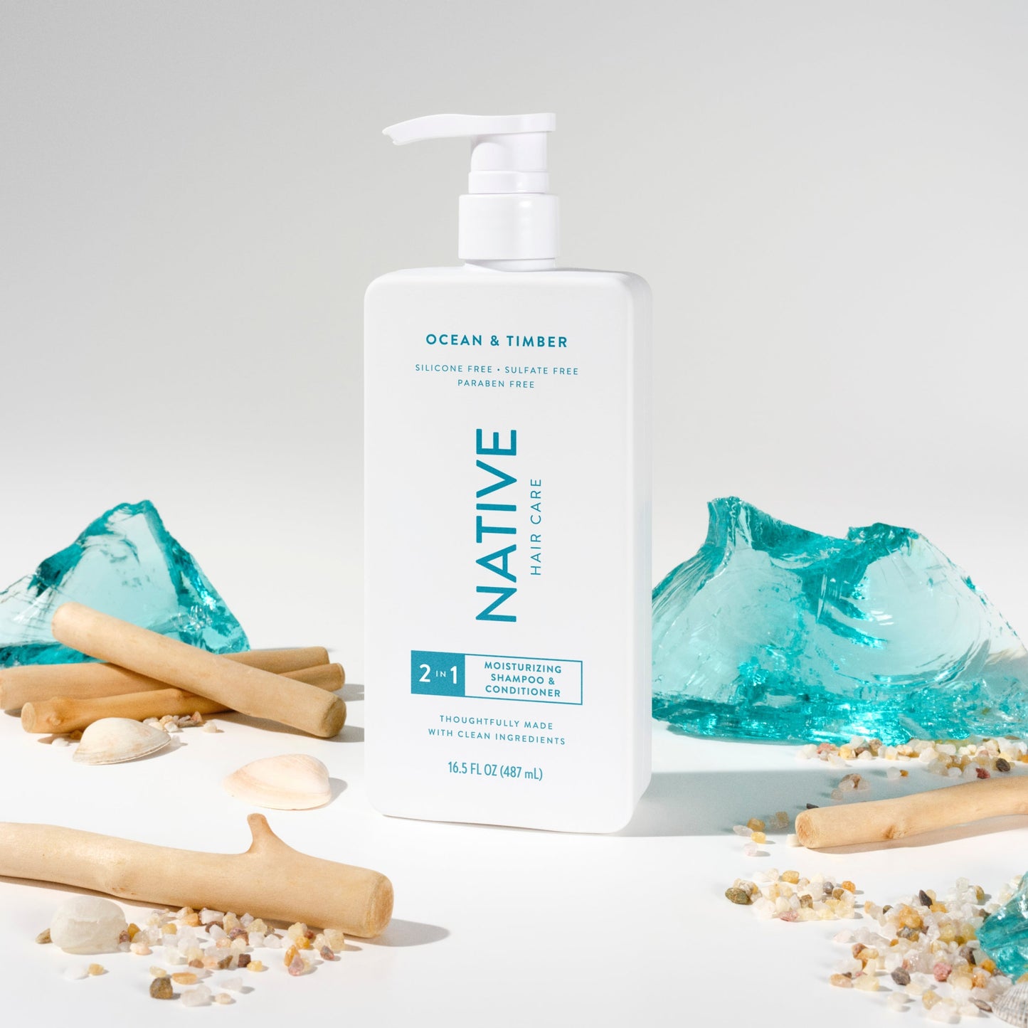 Moisturizing Shampoo Ocean and Timber Classic 16.5oz Daily Care