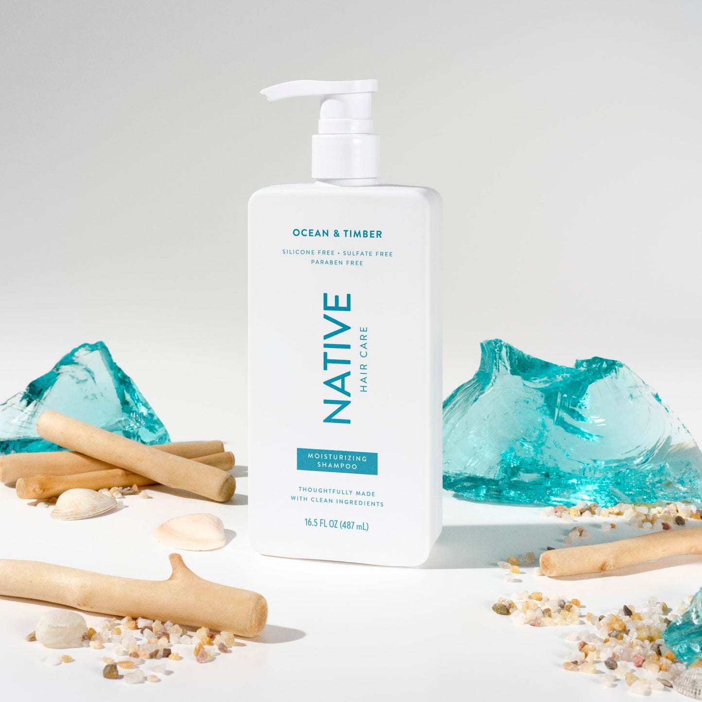 Moisturizing Shampoo Ocean and Timber Classic 16.5oz Daily Care